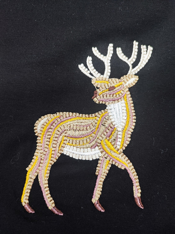 گلدوزی گوزن