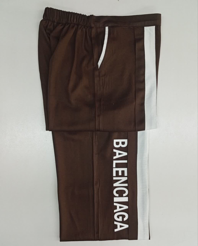 ست تیشرت شلوار نوار دوزی چاپ BALENCIAGA