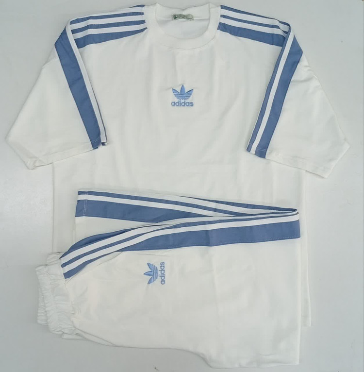ست تیشرت شلوار نوار دوزی کنار جین adidas