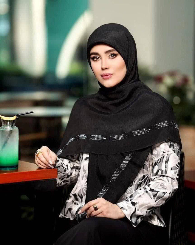 روسری اسلپ وارداتی مجلسی نگینی/ قواره 130